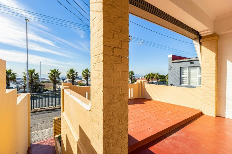 2 Bedroom Property for Sale in University Estate Western Cape